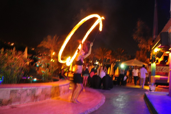 Saturday Night Fever At Edde Sands